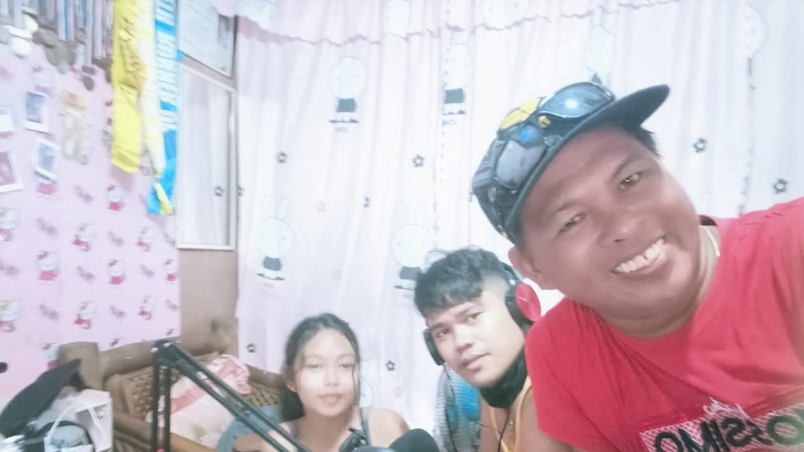 Joy Mikoy At Friends Touris