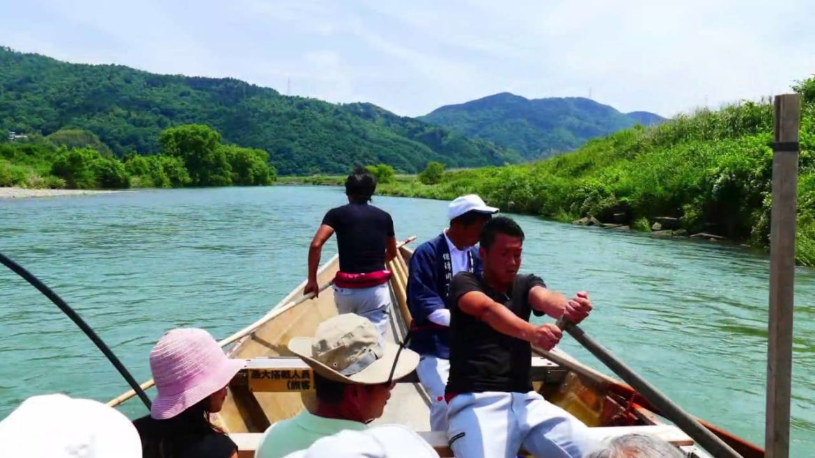 White Water Rafting In Japan | Hozu-gawa River Boat Ride | Arashiyama Attractions Japan