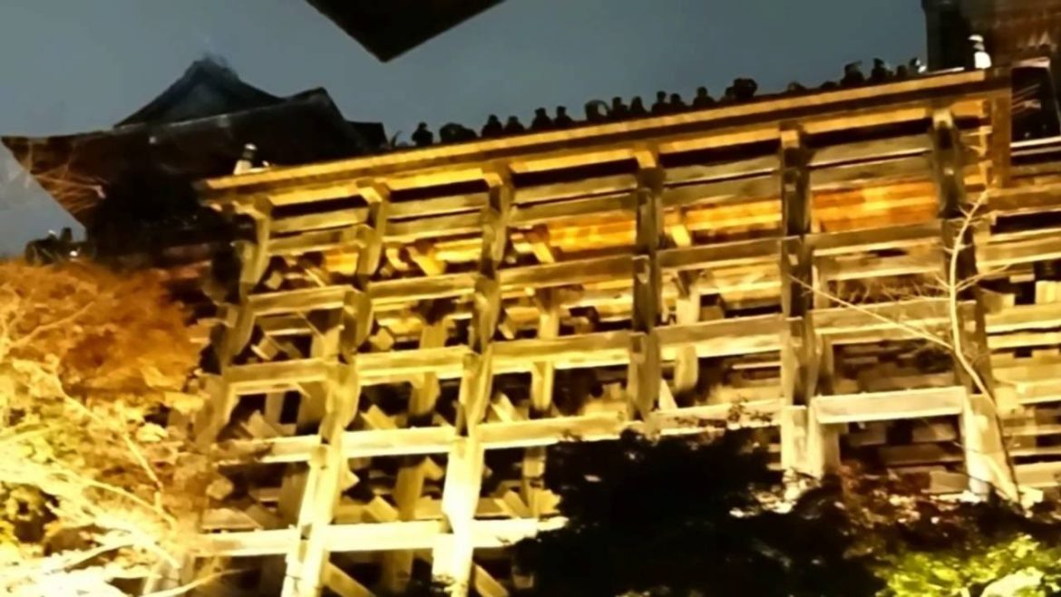 Kiyomizu Temple Night view -  Kyoto attractions