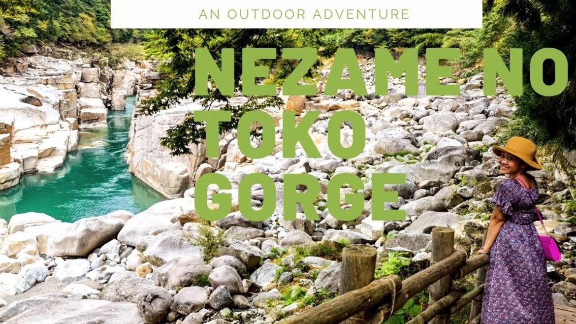 Nezame no Toko in Agematsu-machi, Nagano 長野県上松町寝覚の床