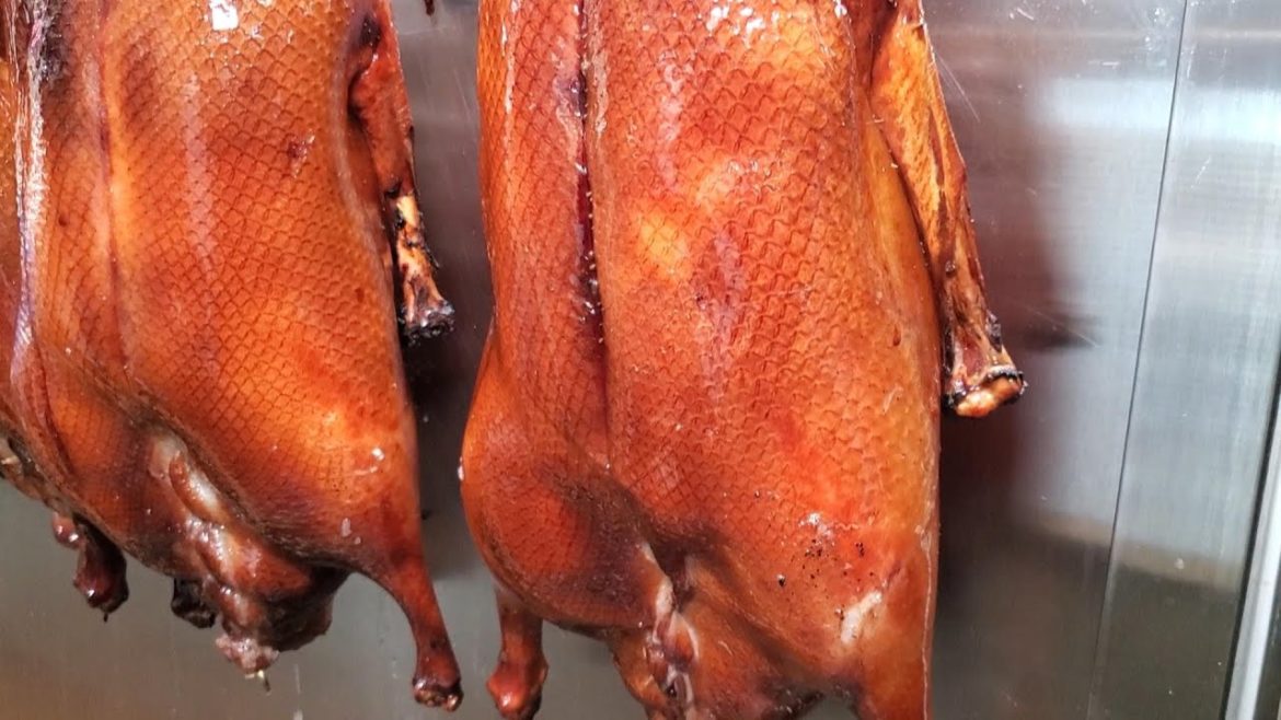 Crispy#RoastedGoose，Roasted#PorkBelly，Chopping Skills#BBQork，#Chicken #HongKongstreetFood #ASMR  #香港