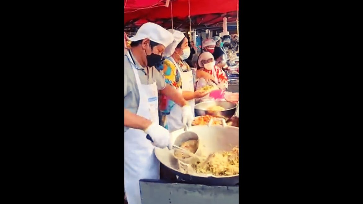 STREET FOOD Cooking in Bangkok Thailand ❤️🇹🇭