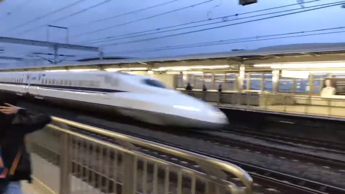 Speeding/passing/roaring Shinkansen at 250-300 km/hr in Tokyo