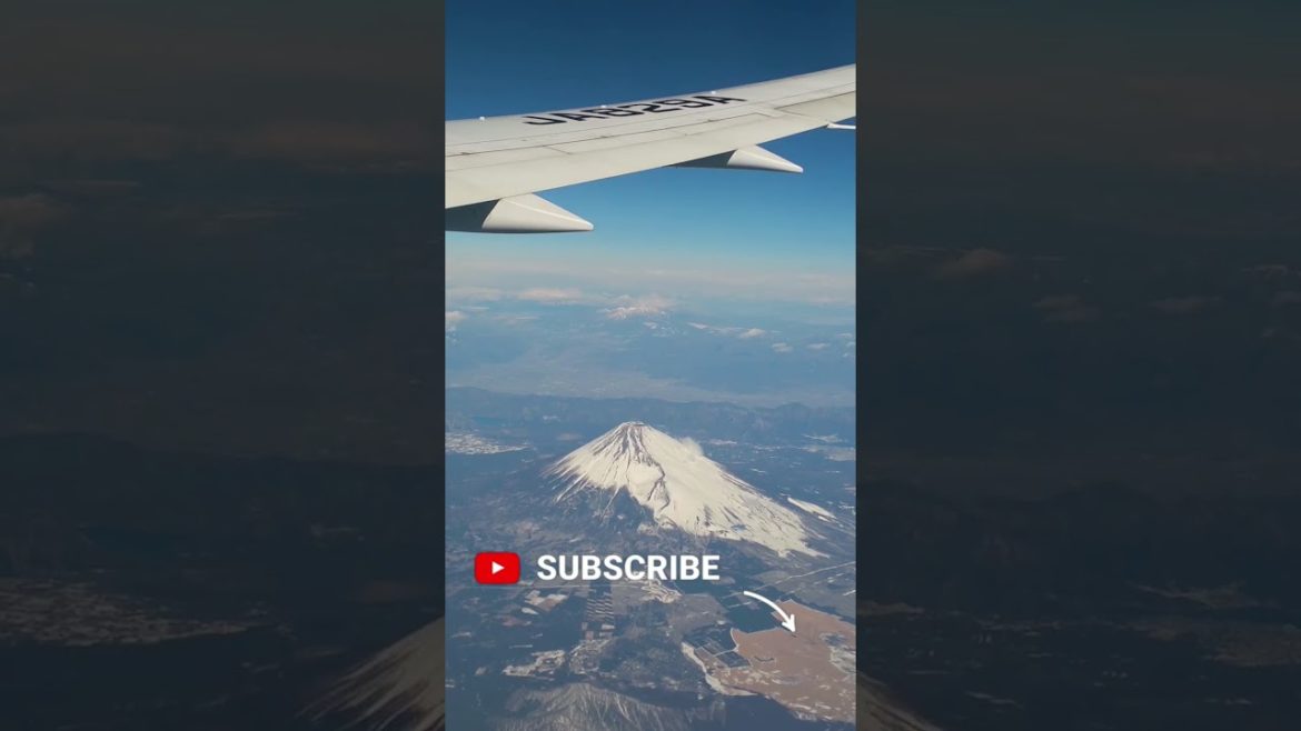 MOUNT FUJI 🗻 VIEW FROM PLANE ✈️ #Shorts