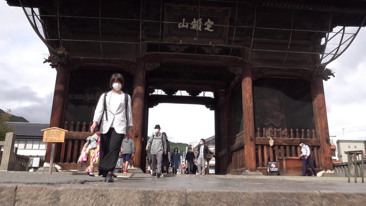 【善光寺】 Nakamise to Zenkoji – Nagano City・Japan 4K Walk 【善光寺】 Nakamise to Zenkoji - Nagano City・Japan 4K Walk