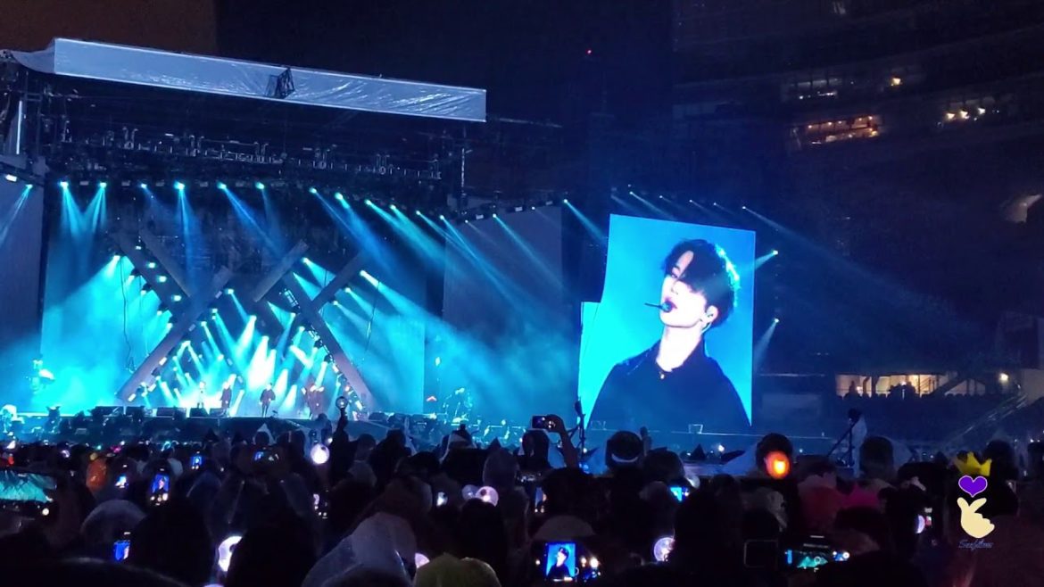 BTS LY Speak Yourself Tour Chicago Day 2: Fake Love