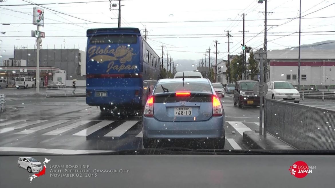 JAPAN Road Trip 2015-11-02 | Driving on a Rainy Day at Gamagori City