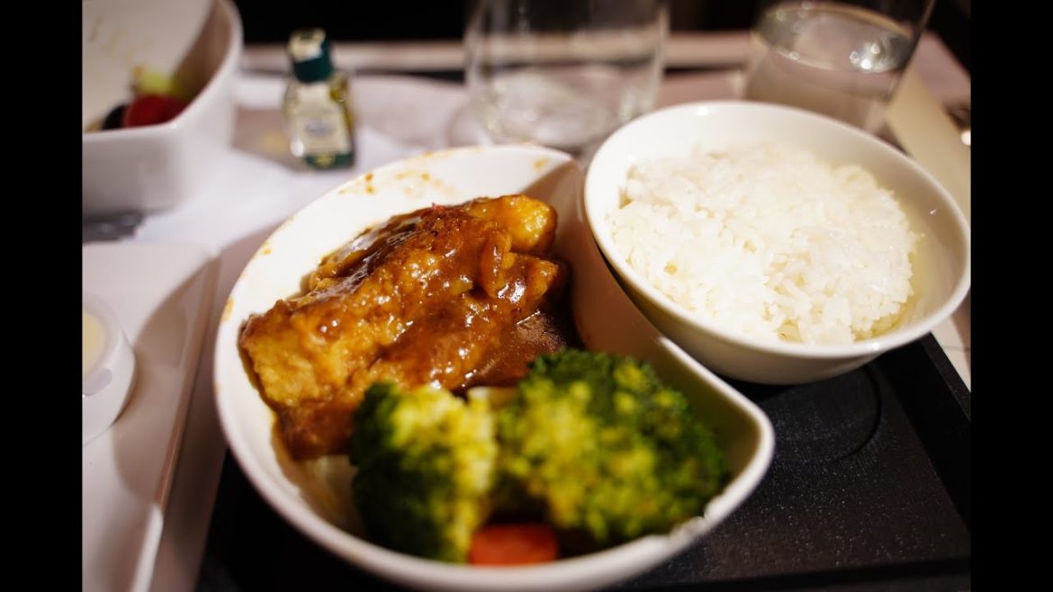 Business Class [Old dining]|Cathay Pacific CX846 Hong Kong to New York Boeing 777-300ER(Review#49)