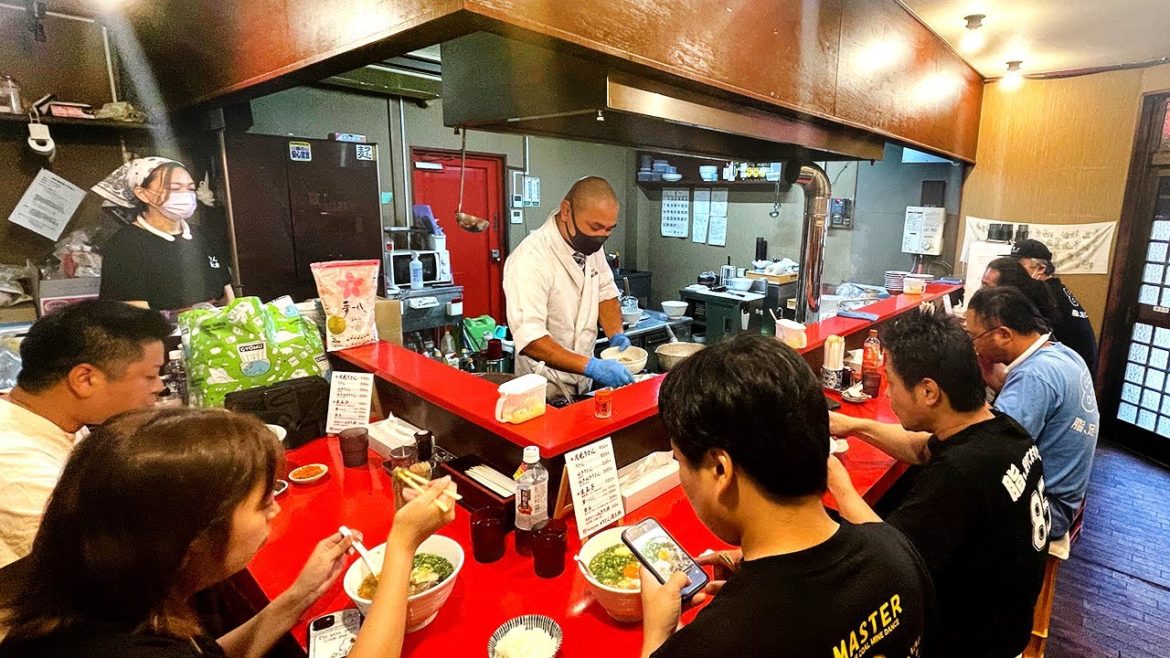 5AM START! MAX 30 Servings of UDON NOODLES then he CLOSES SHOP!