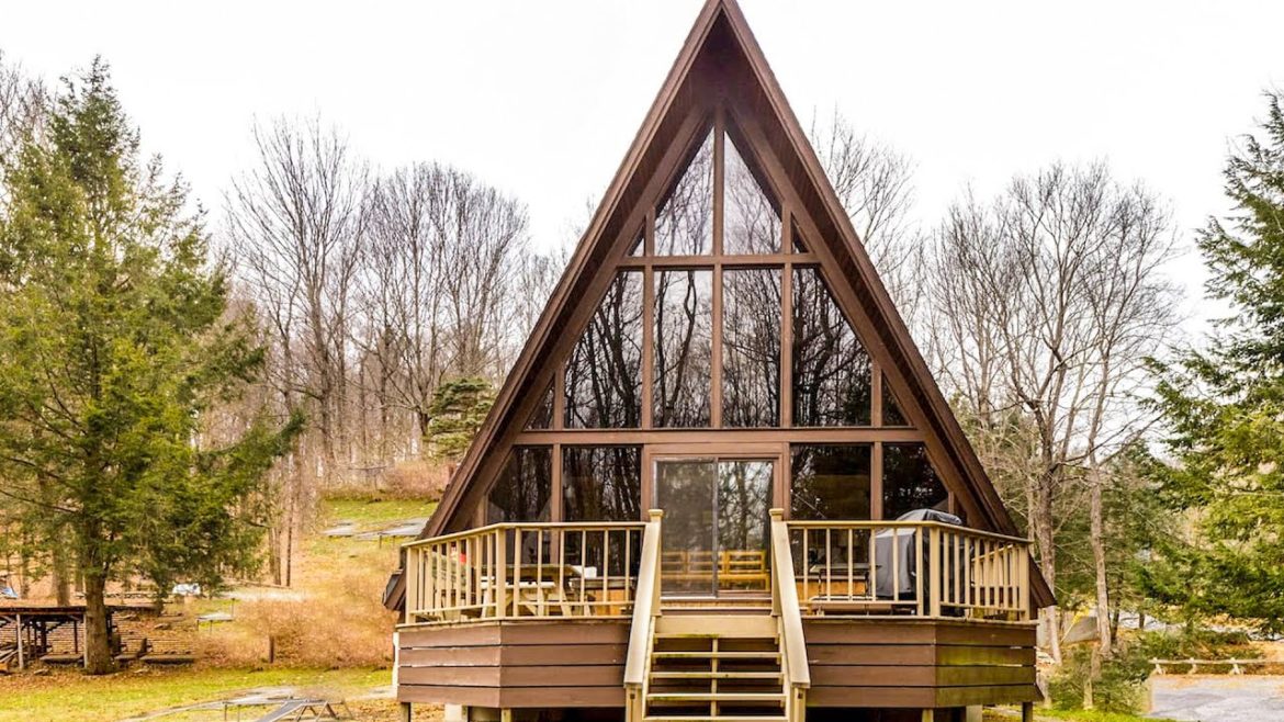 Modern A-Frame Home ▶ Triangle House