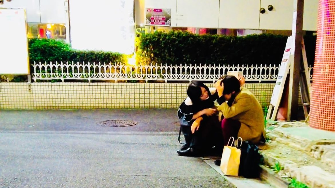 Tokyo Night Walk - Uguisudani (▶ 35 min) | 4K 鶯谷 東京散歩 August, 2022 | Japan City Travel Walking Tour