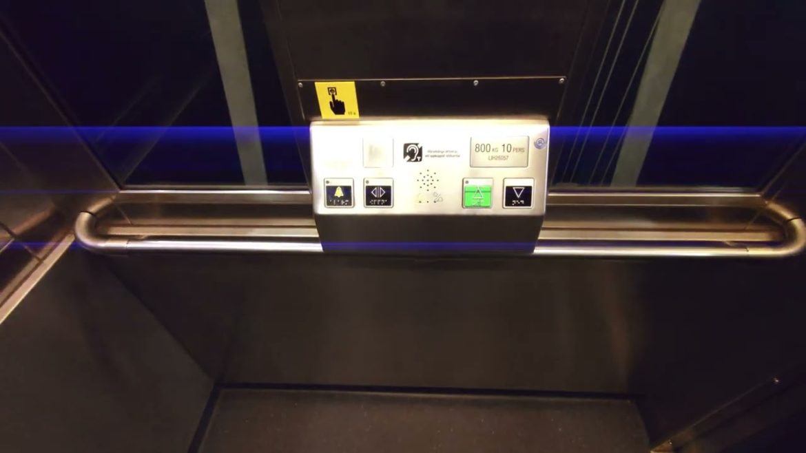 Sweden, Stockholm, Liljeholmen Subway Station, 1X fake anamorphic flare elevator