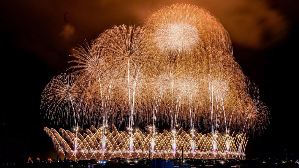 Fireworks Festival "Akagawa" Yamagata JAPAN Fireworks Festival "Akagawa" Yamagata JAPAN