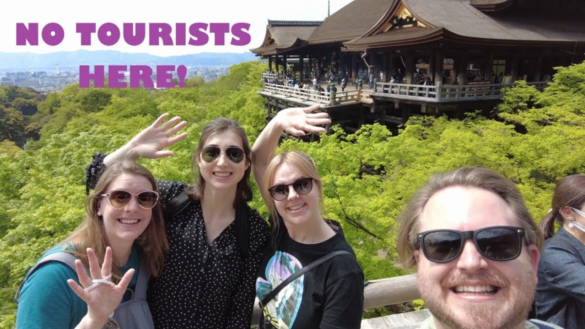 ASMR Kyoto Sightseeing with NO TOURISTS #kyoto #japan #kimono #travel ASMR Kyoto Sightseeing with NO TOURISTS #kyoto #japan #kimono #travel