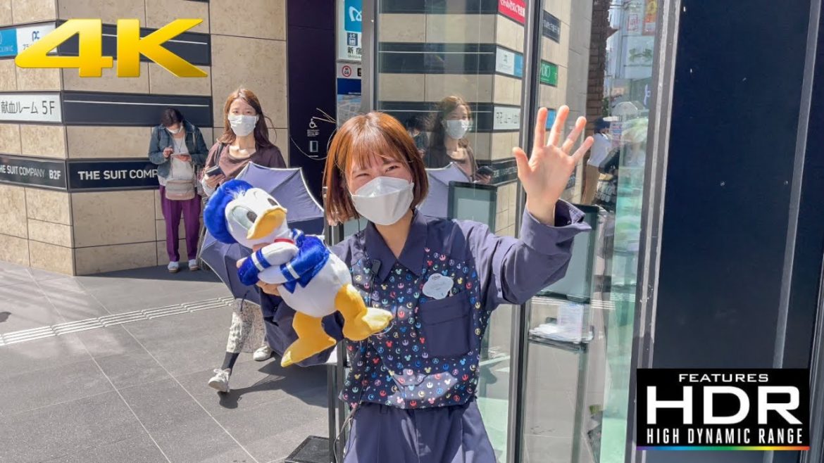 🐭😍 LET'S VISIT DISNEY FLAGSHIP STORE IN TOKYO | Full Virtual Tour [4K HDR]