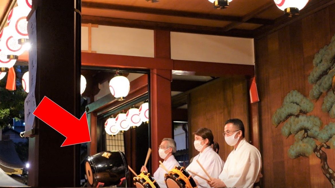 【Japanese Orchestra in Summer Festival】Performance by a Cute Japanese Girl 【Japanese Orchestra in Summer Festival】Performance by a Cute Japanese Girl