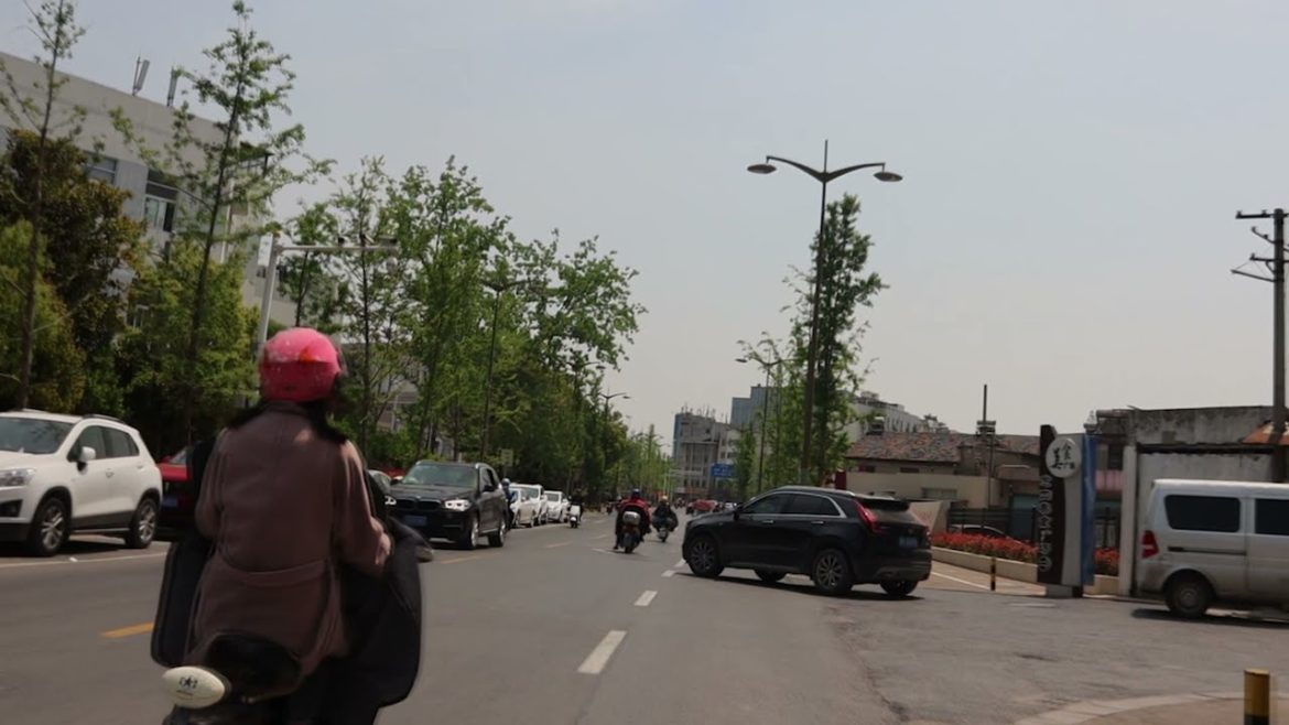 [4K HDR] E-BIKE Drive in Yangzhou City | 扬州- 锂电车街拍|