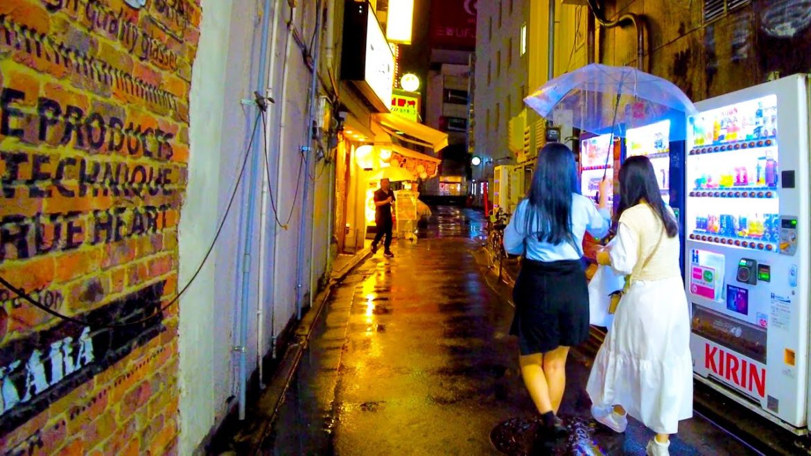Kichijoji in Tokyo. The rain at night is beautiful♪💖4K ASMR non-stop 1 hour 02 minutes Kichijoji in Tokyo. The rain at night is beautiful♪💖4K ASMR non-stop 1 hour 02 minutes