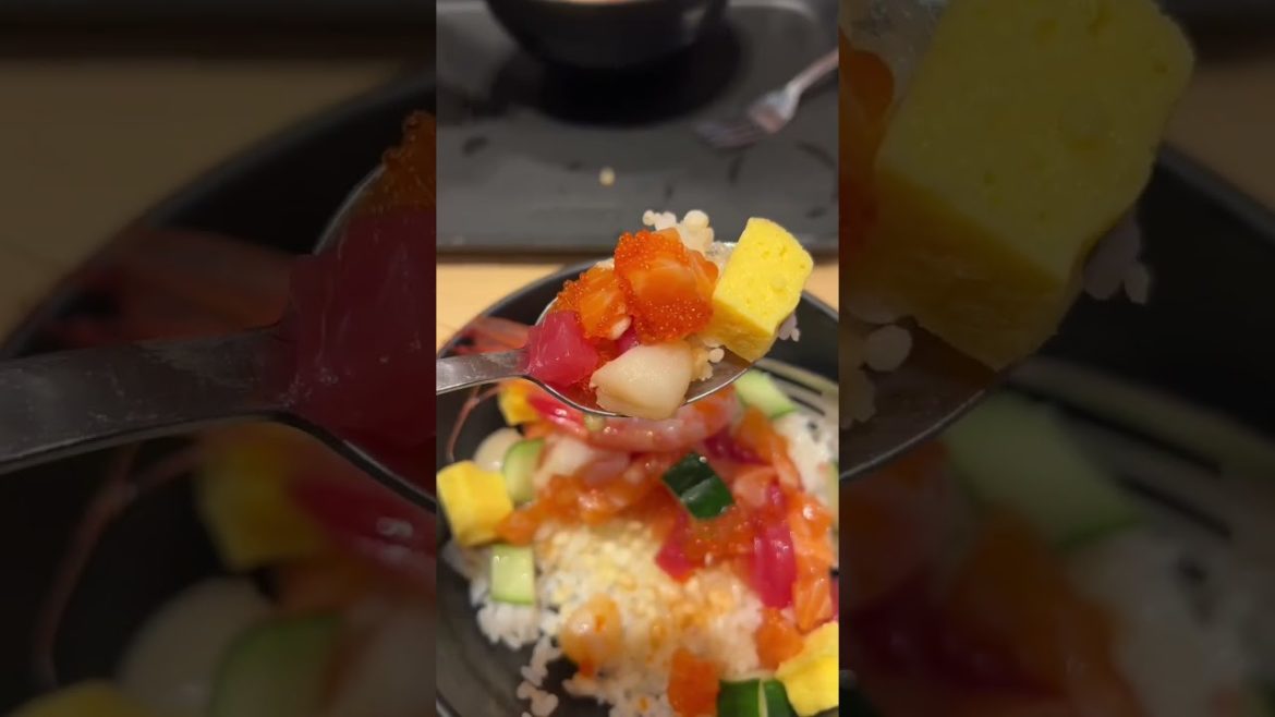 Yummy sashimi don at Hokkaido-Ya Vivo City 🏙 Singapore 🍣🐟🦐🇸🇬 #shorts