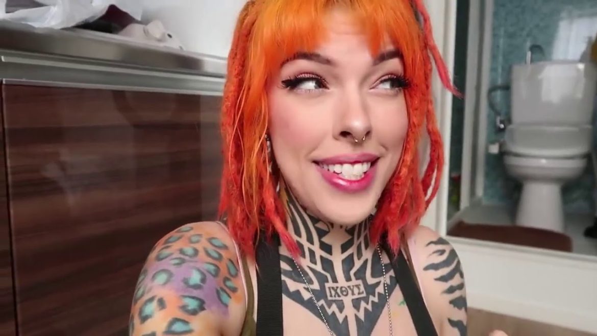 how i live in my TINY JAPANESE apartment tour