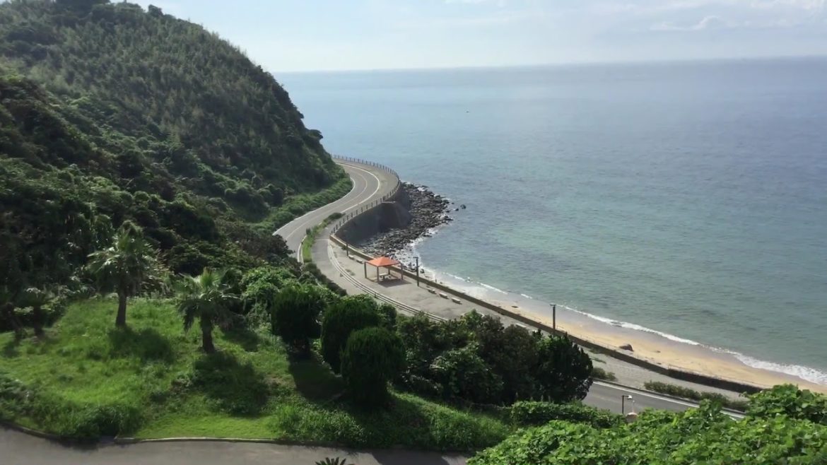 Fukuoka Day Tours will find the best places in Itoshima to enjoy the best of the area.