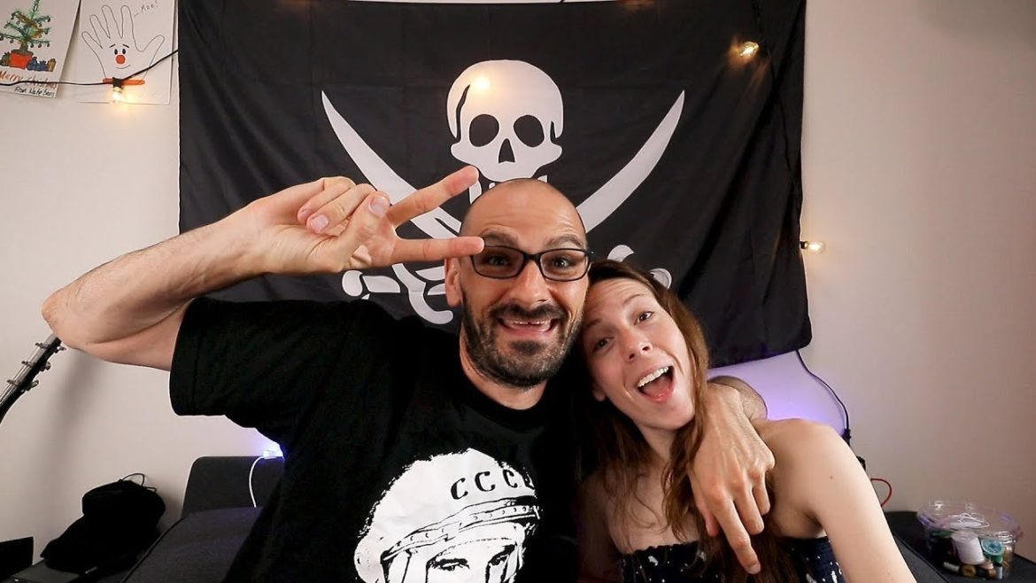 Kyde & Eric & 🐑 Livestreamin'