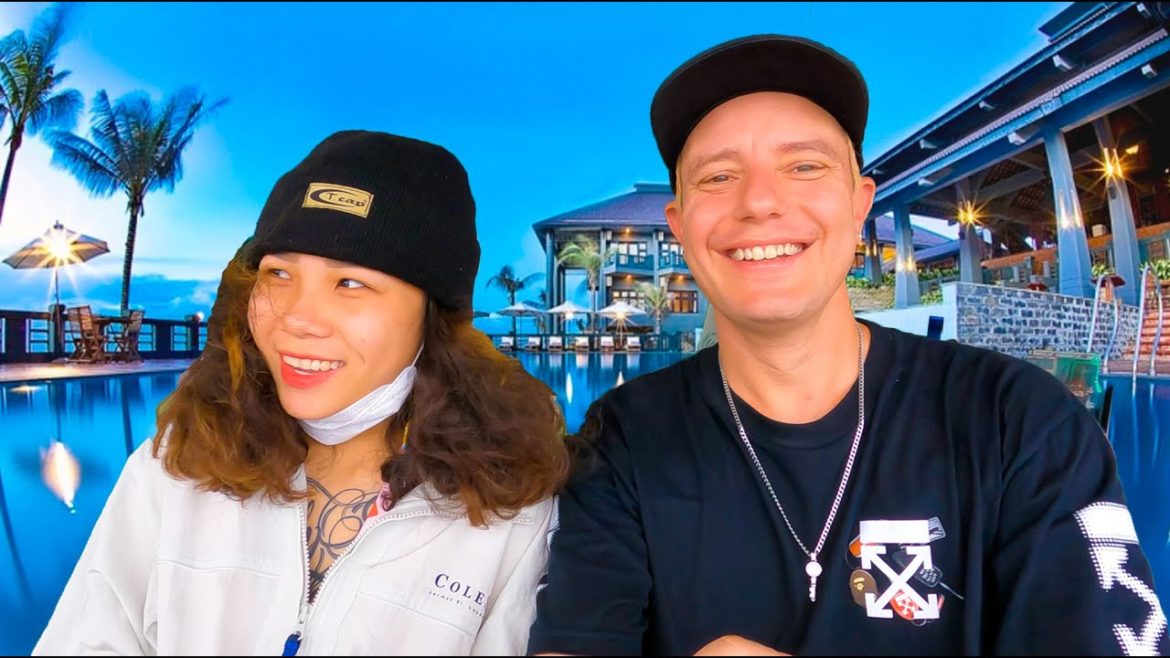 I couldn't leave Her in Vung Tau! 🇻🇳 I couldn't leave Her in Vung Tau! 🇻🇳