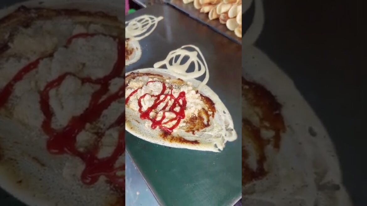 Pancake filled with sweet custard cream (Khanom Tokyo)