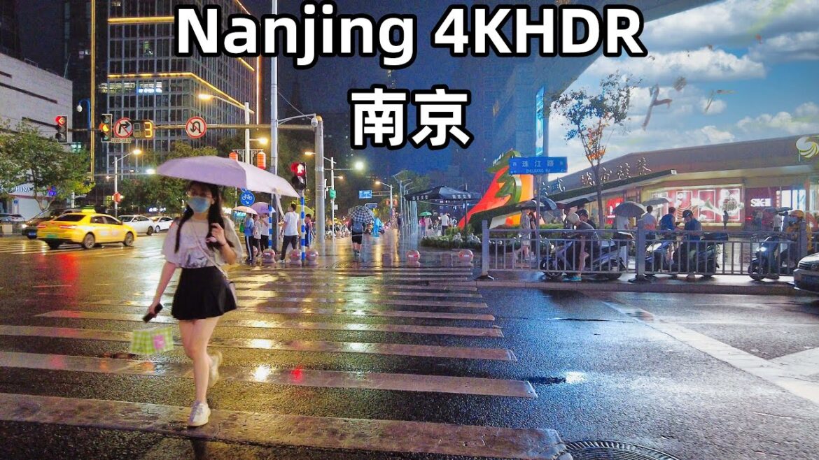 4KHDR 60PFS,walking in rainy night from Zhongshan Road in Nanjing to Zhujiang Road subway station 4KHDR 60PFS,walking in rainy night from Zhongshan Road in Nanjing to Zhujiang Road subway station