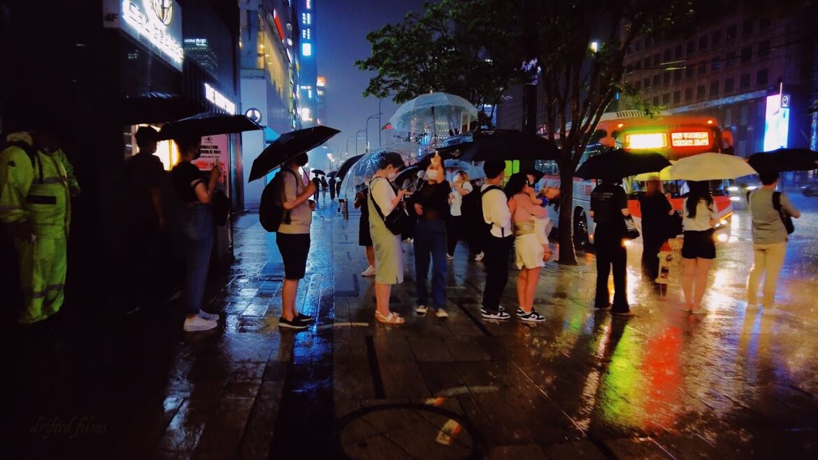 Walking in the Heavy Rain Gangnam Seoul South Korea 4K ASMR | Rain Ambience Seoul Night City Sounds