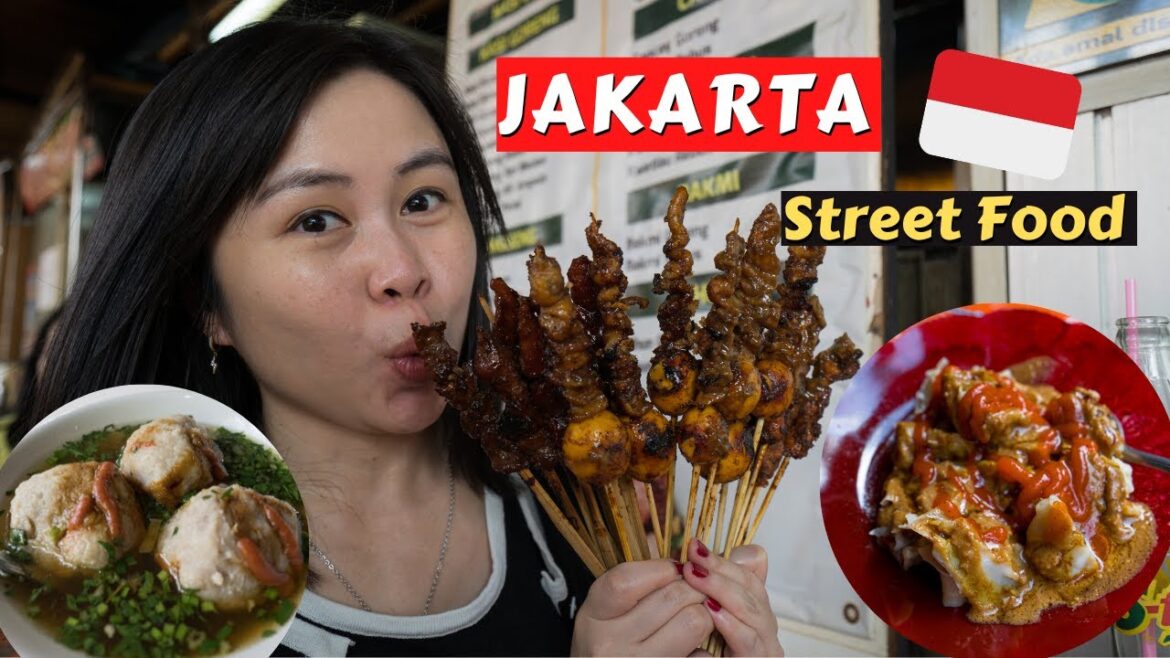 LUXURIOUS KFC Jakarta Indonesia l INCREDIBLE AYAM Goreng & BLOK S Street Food Tour
