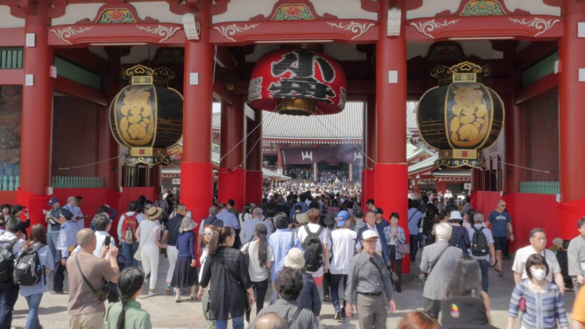Sanja festial videowalk at Asakusa