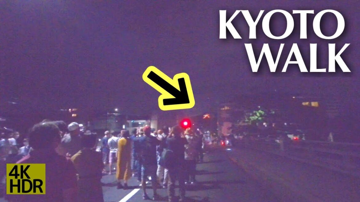 【京都散策】五山送り火 歩きながらいくつ見られるかチャレンジ【4K】 Kyoto Japan Walk