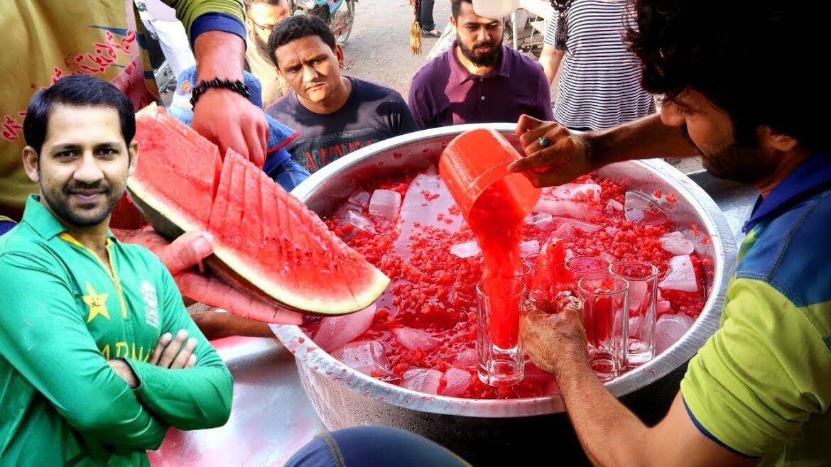 Famous Tarbooz ka Sharbat | Fruit Ninja | Watermelon Juice | Pakistani Street Food