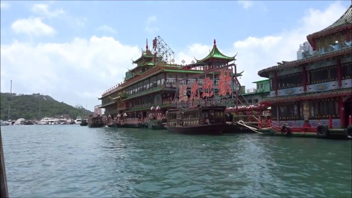 Sampan Boat Ride, Hong Kong, Big Bus Tour