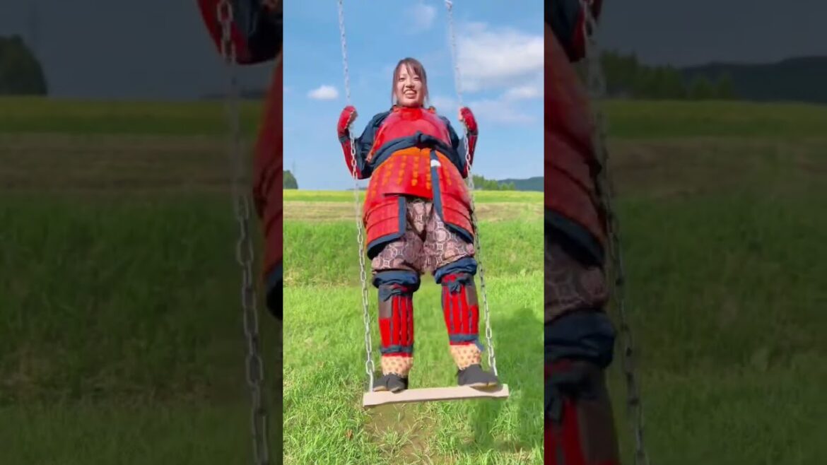 侍とブランコ。《続日本100名城・増山城》 #shorts