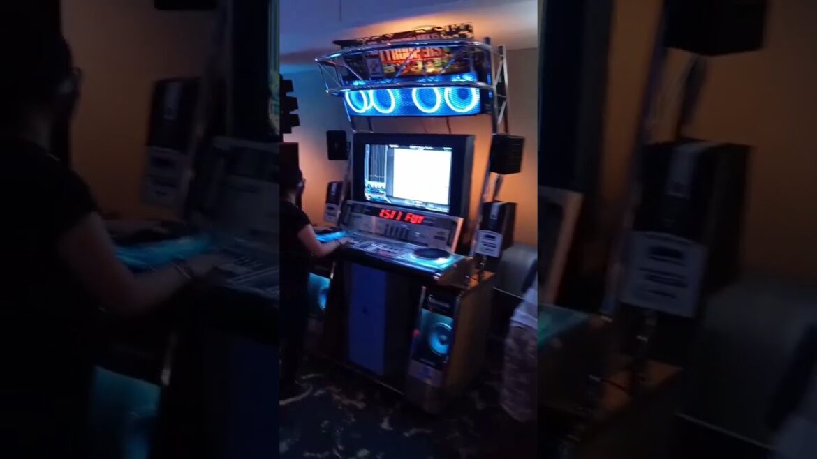 The Tour Of Video Arcade And A Dancing Arcade Machines From Japan. #shorts