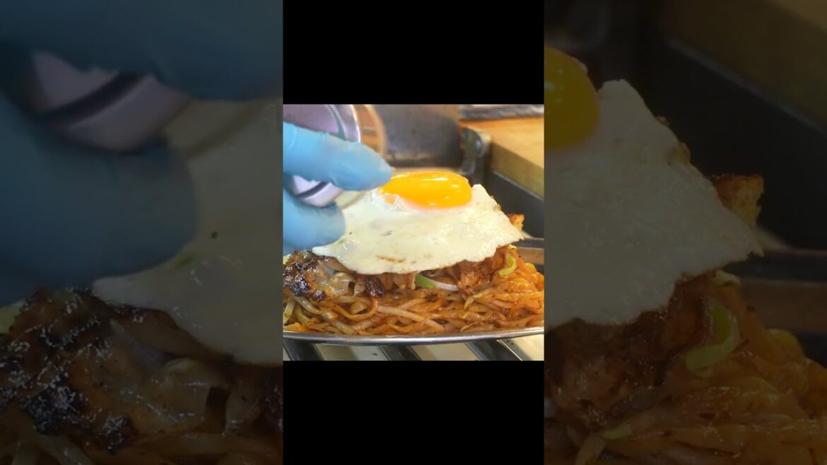 【Yakisoba】Japanese Street Food やきそば #shorts