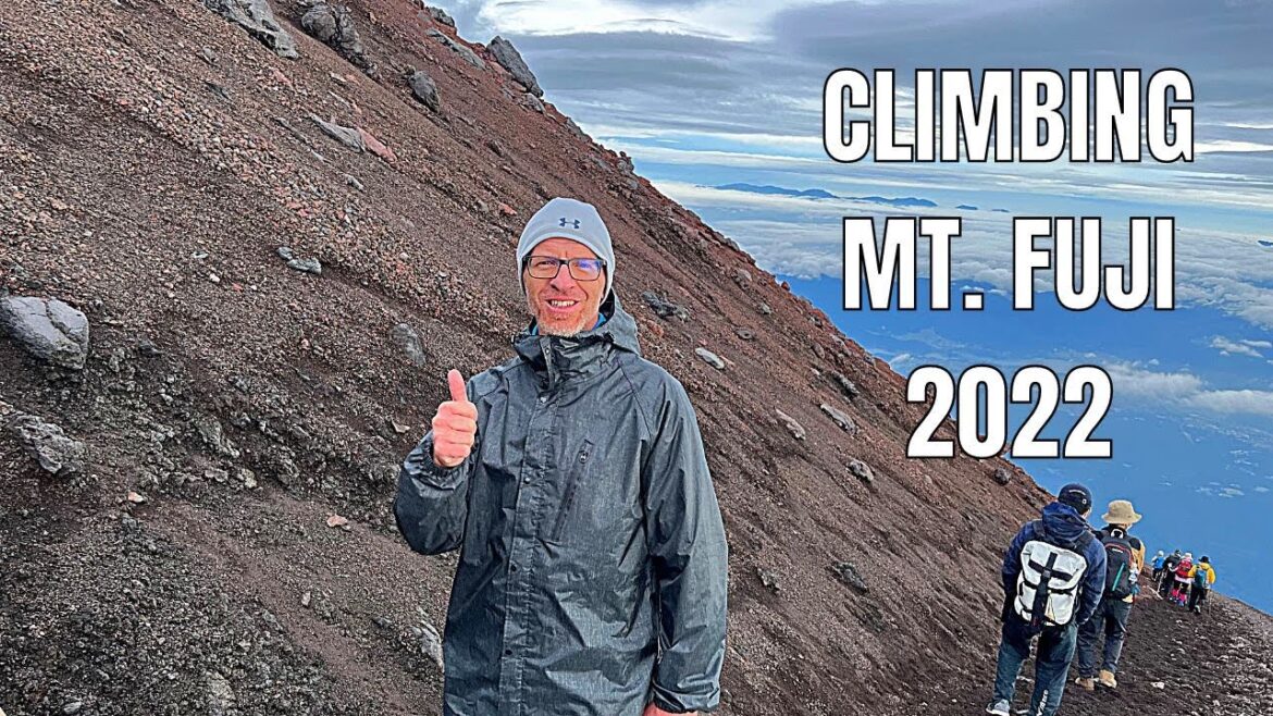 Mount Fuji Night Climb and Sunrise 2022