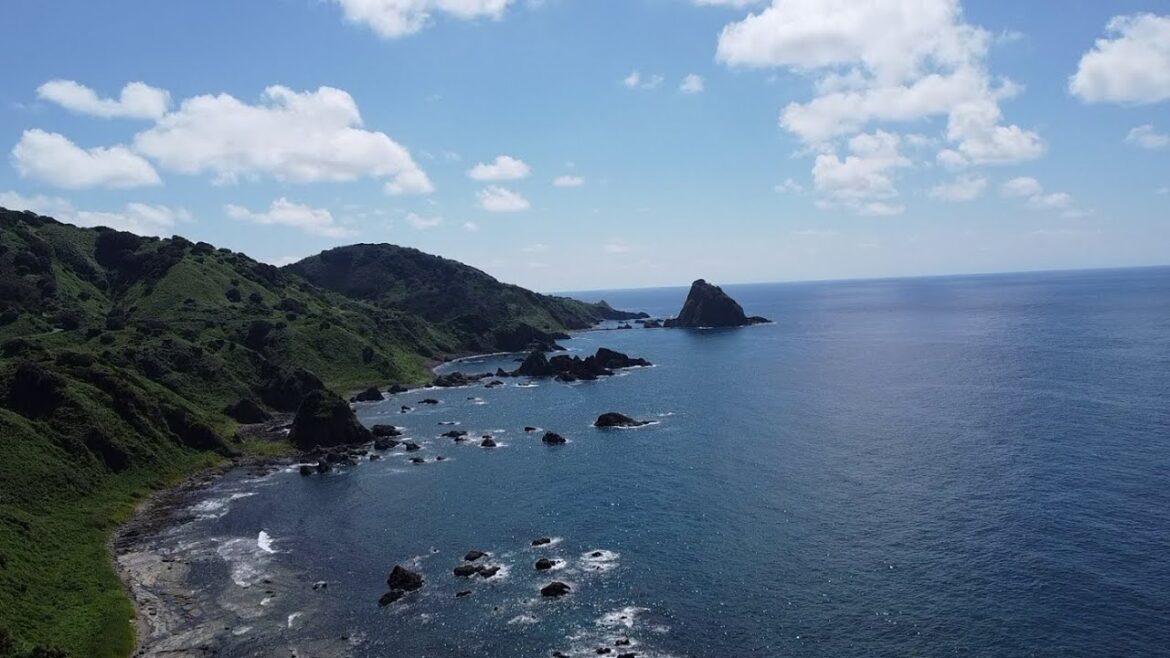 Bicycle Touring of Awashima Island - Niigata Prefecture