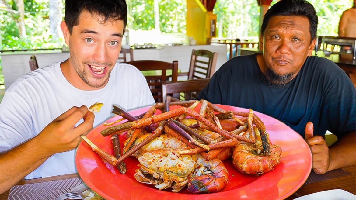 CRAZY Malaysian Seafood Catch & Cook!! BIGGEST Prawns + Jungle Food in Borneo!! CRAZY Malaysian Seafood Catch & Cook!! BIGGEST Prawns + Jungle Food in Borneo!!