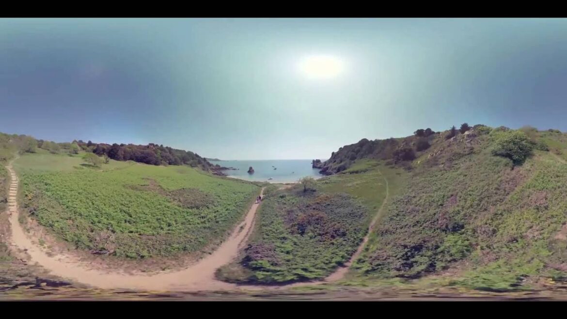 Jersey’s south west coast in 360°