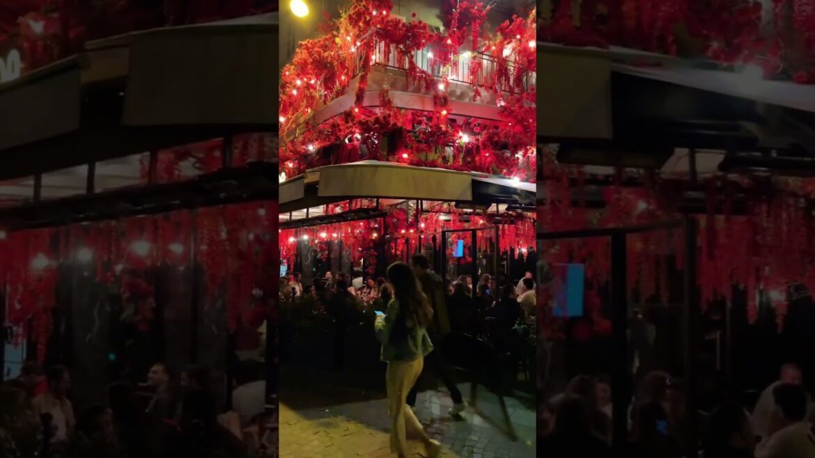 Paris , France 🇫🇷 - Rue Montorgueil - Paris Walking Tour | Paris 4K | A Walk In Paris