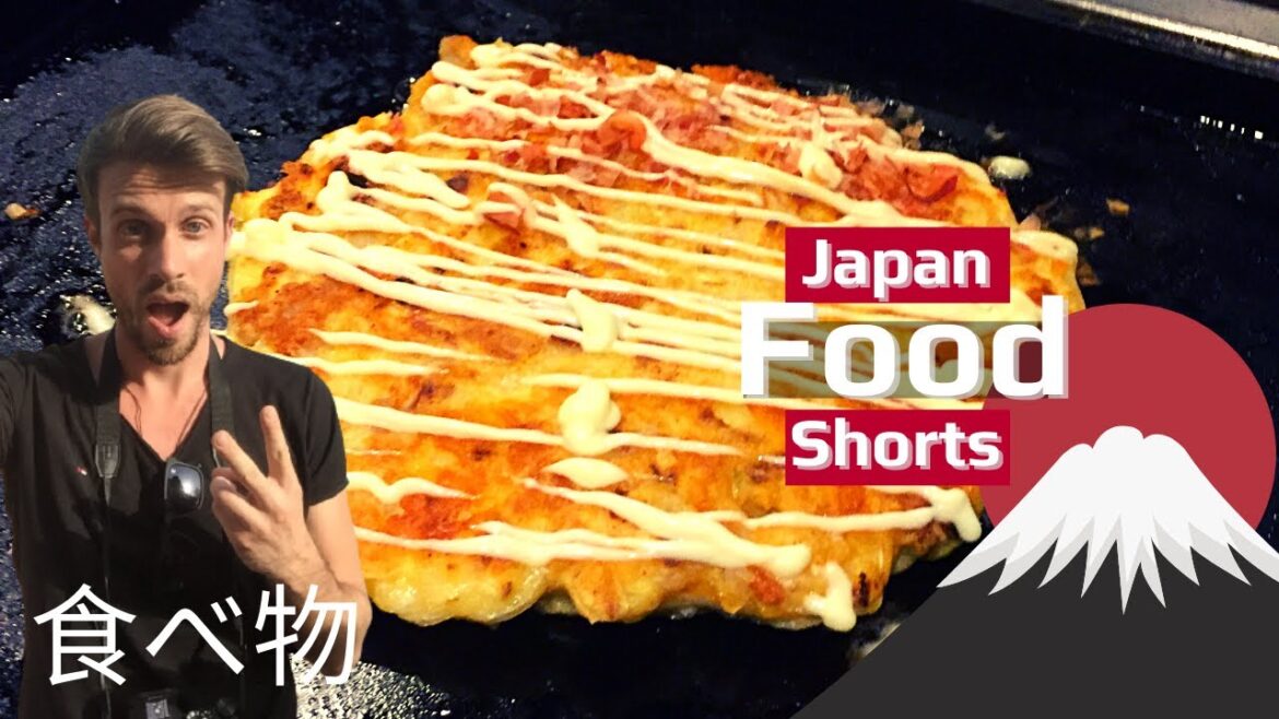 The wonderful Japanese dish Okonomiyaki 🍝 exist in a lot of different versions #japan #food #short