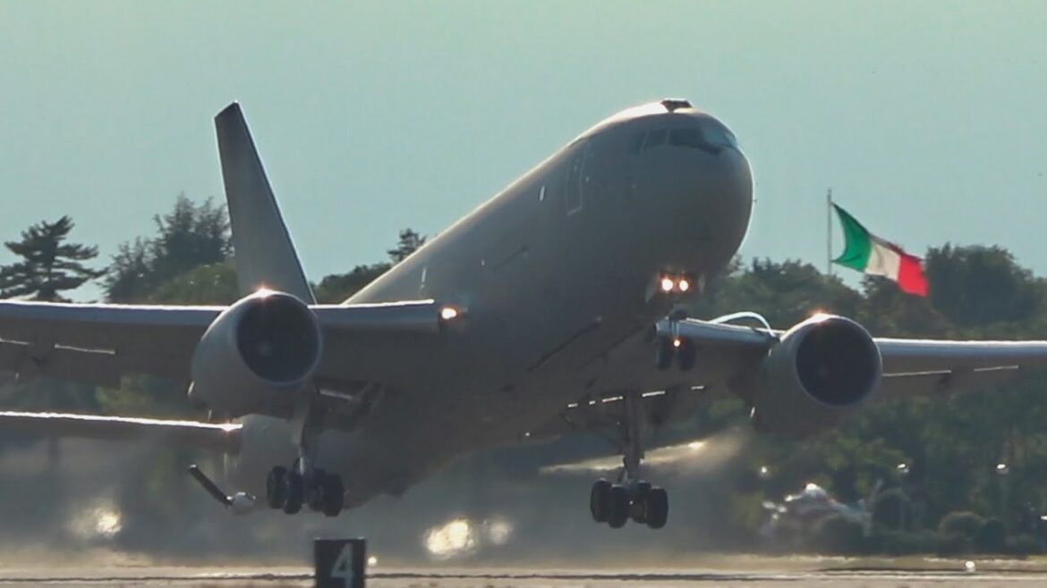 Boeing KC-767A Italian Air Force departure flypast & arrival Rivolto Airbase Airshow 2021 RIV LIPI Boeing KC-767A Italian Air Force departure flypast & arrival Rivolto Airbase Airshow 2021 RIV LIPI