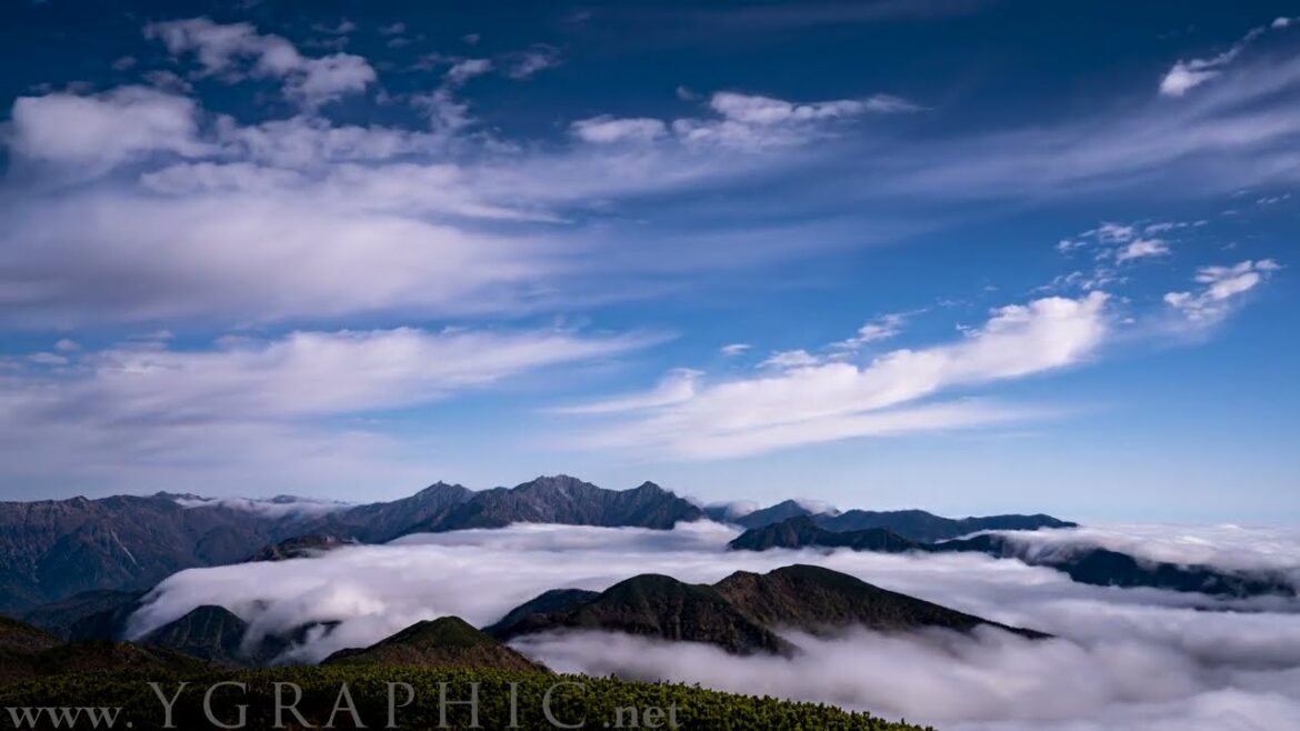 [8K TIMELAPSE] Sea of Clouds Surrounding Hida Mountains | 飛騨山脈を包む雲海