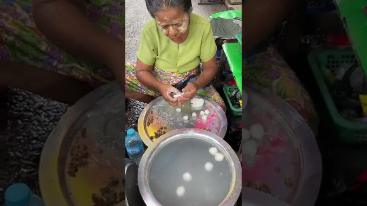 🇲🇲 Myanmar Traditional Sweet Sticky Rice Ball Street Food In Yangon #shorts