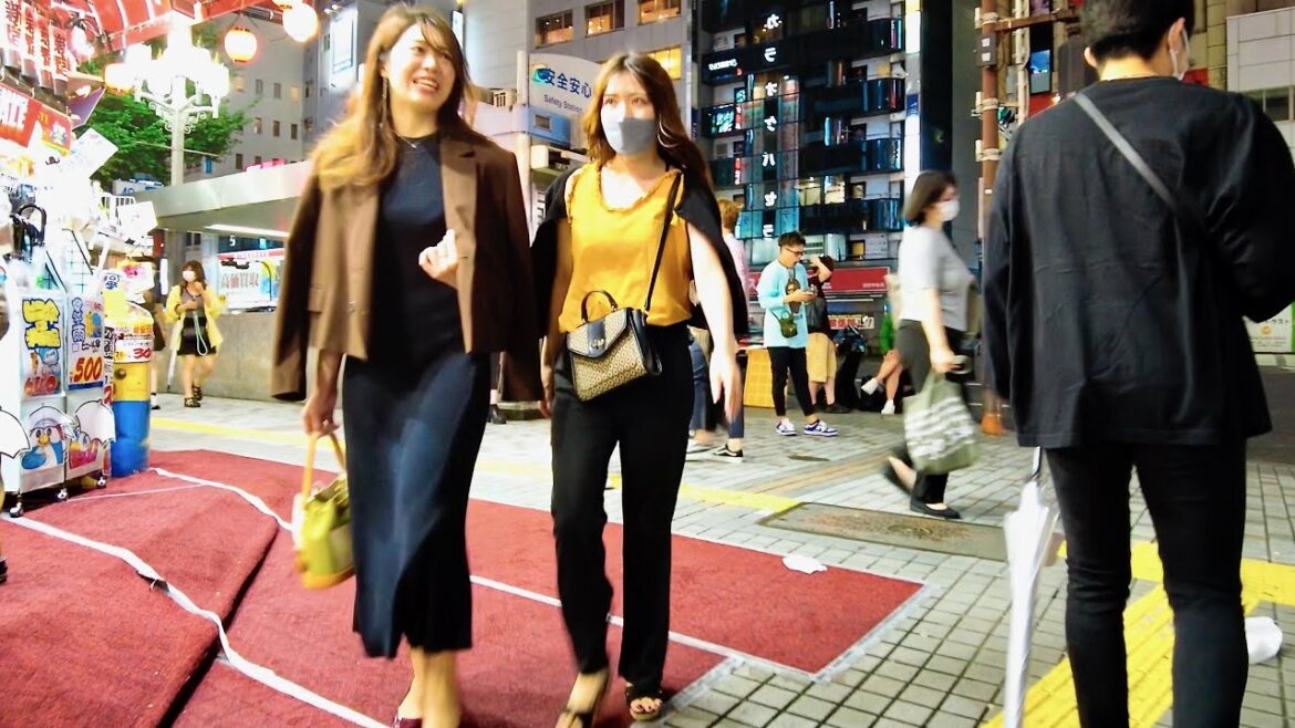【新宿】Tokyo Night Walk - Shinjuku Kabukicho (▶ 63 min) | 4K 歌舞伎町 東京散歩 September, 2022