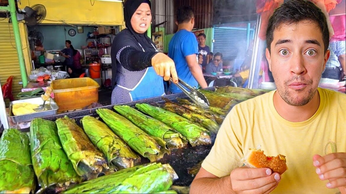 35 Malaysian STREET FOODS Across Malaysia!! TERRENGANU BBQ, KUALA LUMPUR Roti + PENANG Laksa 35 Malaysian STREET FOODS Across Malaysia!! TERRENGANU BBQ, KUALA LUMPUR Roti + PENANG Laksa