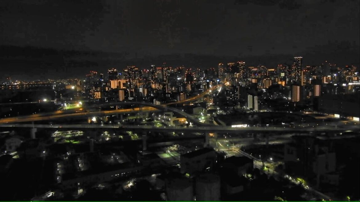 【LIVE】夕暮れ時や早朝 大阪の街の夜景　ライブカメラ配信　Osaka city view at dusk or early morning　(BGM: lounge music etc..)